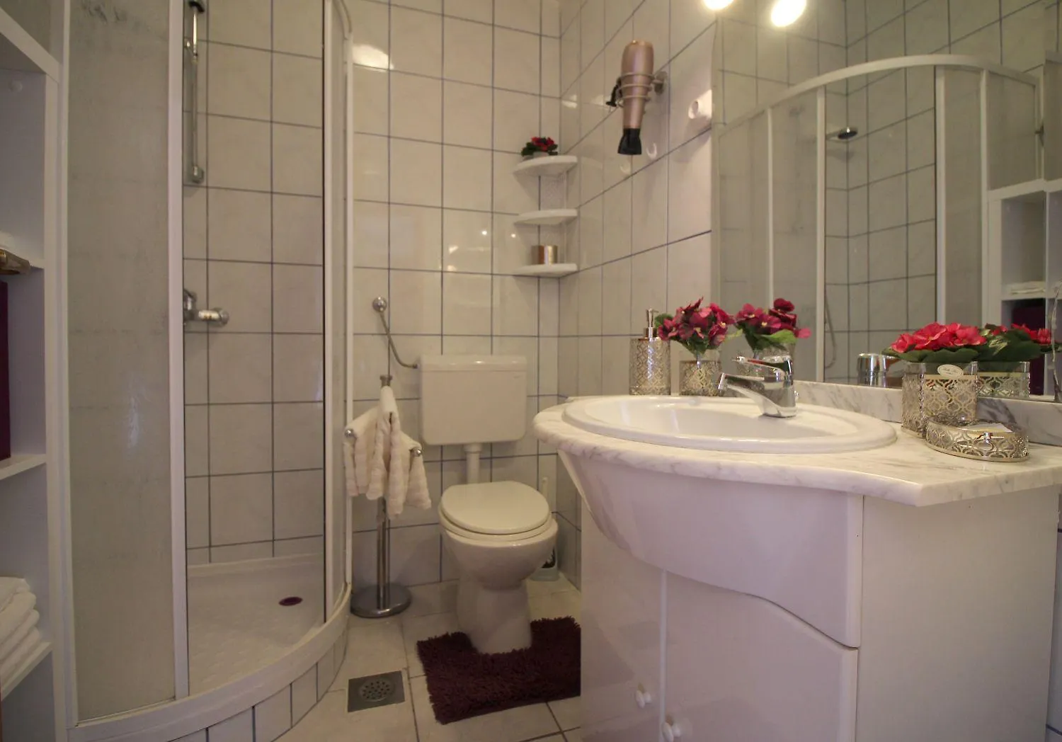 Charmante Dachgeschosswohnung Mit Meerblick Und Blick Auf Die Altstadt Von Porec Apartment