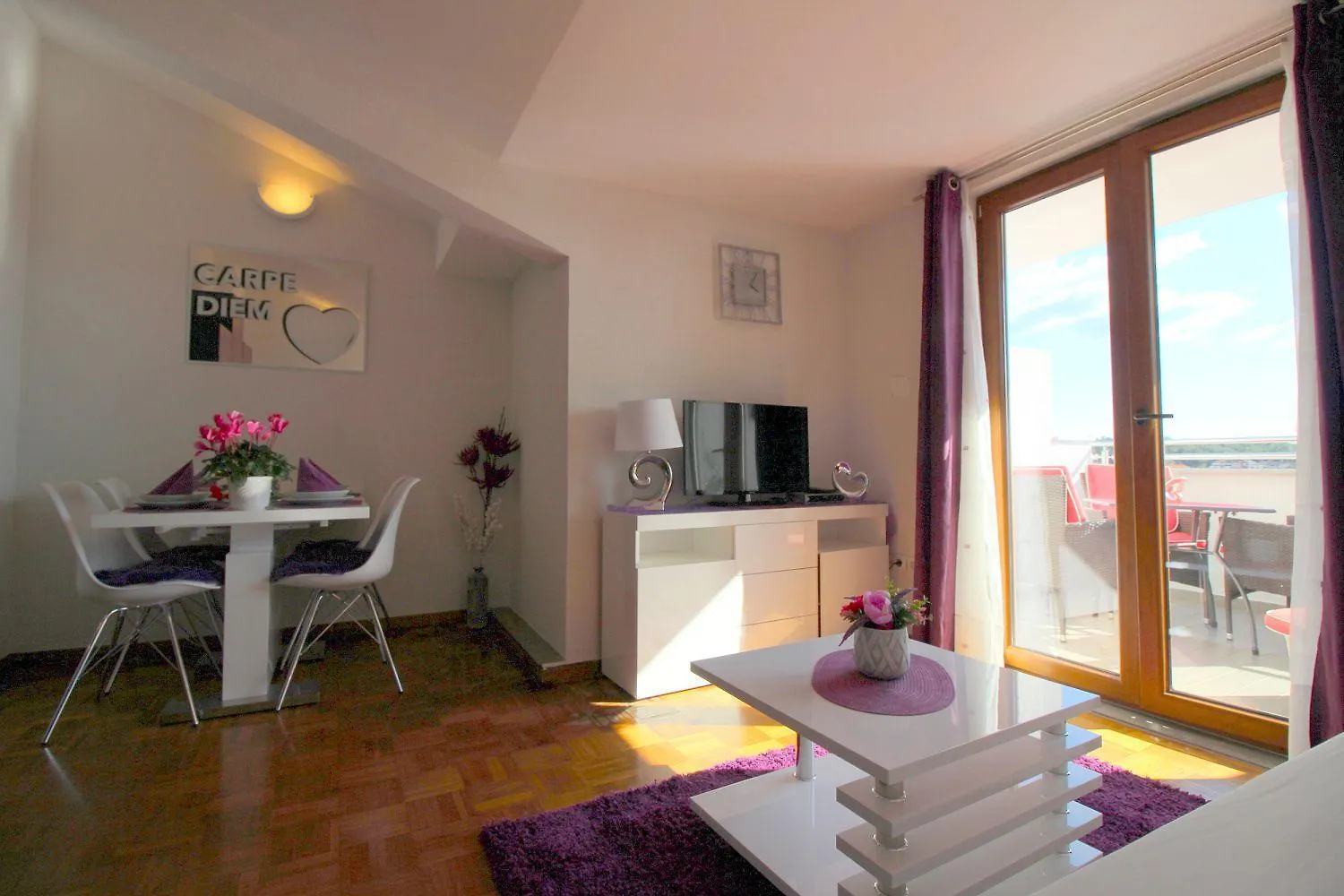 דירה Charmante Dachgeschosswohnung Mit Meerblick Und Blick Auf Die Altstadt Von פורץ